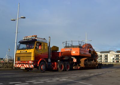 Scania 143 with 480 Doosan in West Bay